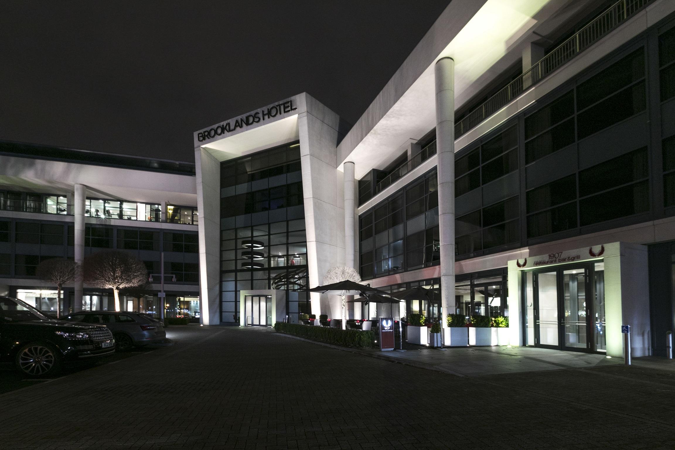 Brooklands Hotel & Spa Weybridge Εξωτερικό φωτογραφία