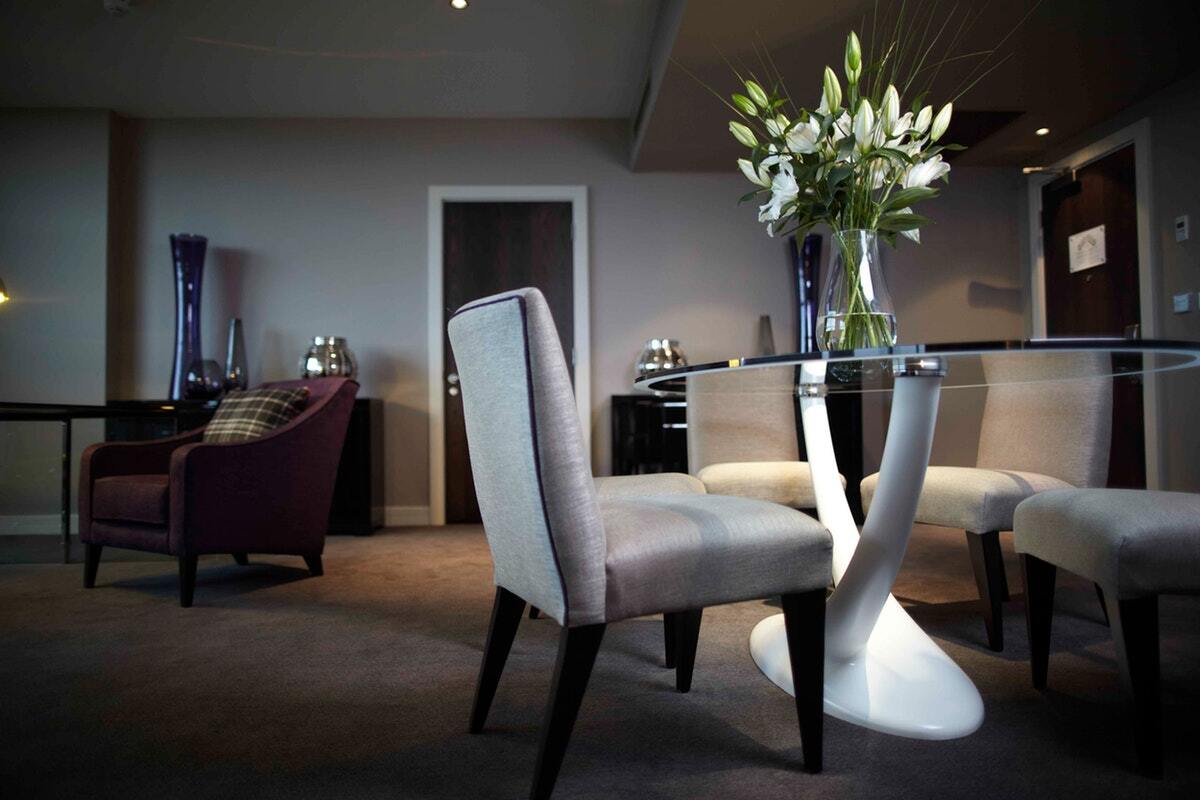 Brooklands Hotel & Spa Weybridge Δωμάτιο φωτογραφία